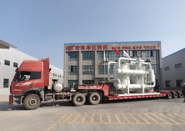 【快讯】客户定制宏博280Nm³/min零耗气余热再生吸附式干燥机发货交付