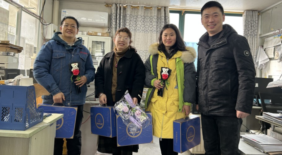 致敬女性，三八女神节快乐！